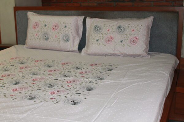 Whimsy Dot Stitch Bedsheet Set - Image 6