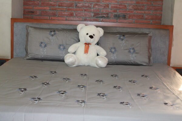 Shadow Bloom Stitch Bedsheet Set