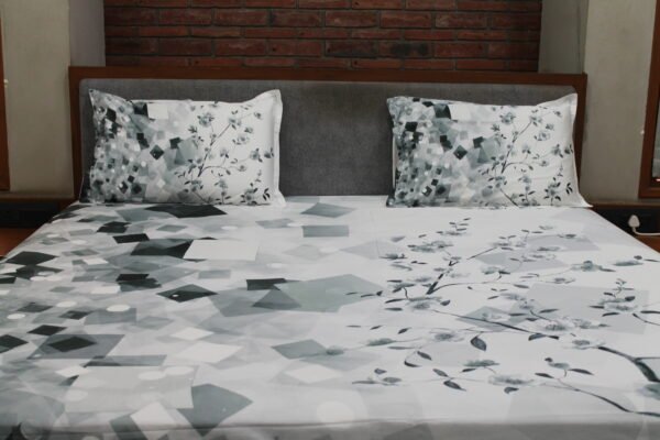 Branch & Bloom Bedsheet Set - Image 3