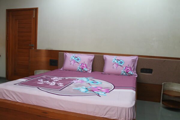 Orchid Dusk Bedsheet Set - Image 13