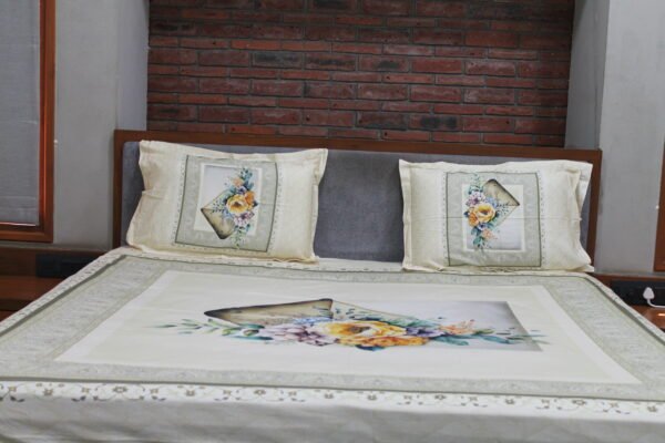 Vintage Bloom Canvas Bedsheet Set - Image 4