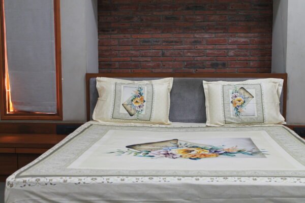 Vintage Bloom Canvas Bedsheet Set - Image 6