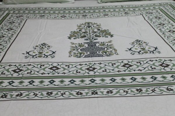 Heritage Grove Bedsheet Set - Image 7
