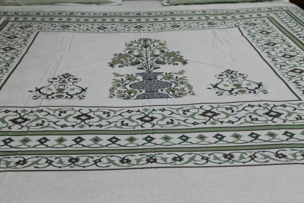 Heritage Grove Bedsheet Set - Image 9