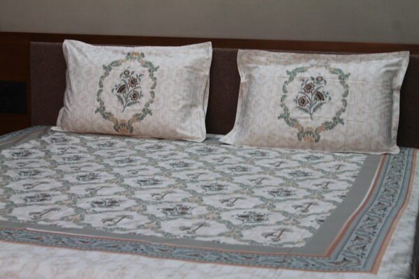 Heritage Lattice Bedsheet Set - Image 5