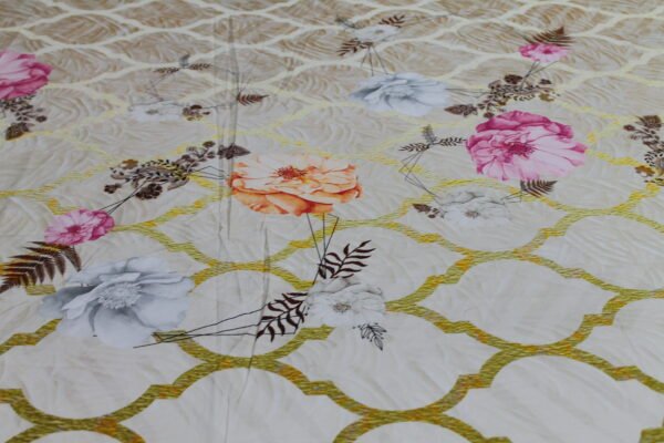 Floral Lattice Gold Bedsheet Set - Image 3