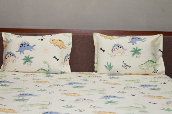 Gentle Giants Bedsheet Set - Image 7