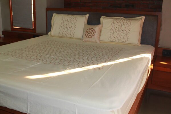 Golden Vine Double Bedsheet Set - Image 10