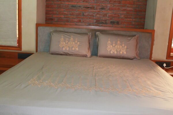 Tribal Harmony Double Bedsheet Set - Image 2