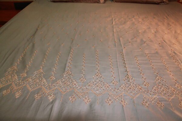 Tribal Harmony Double Bedsheet Set - Image 4