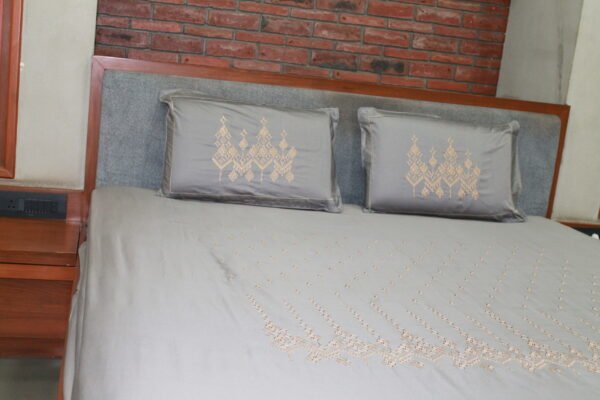 Tribal Harmony Double Bedsheet Set - Image 19
