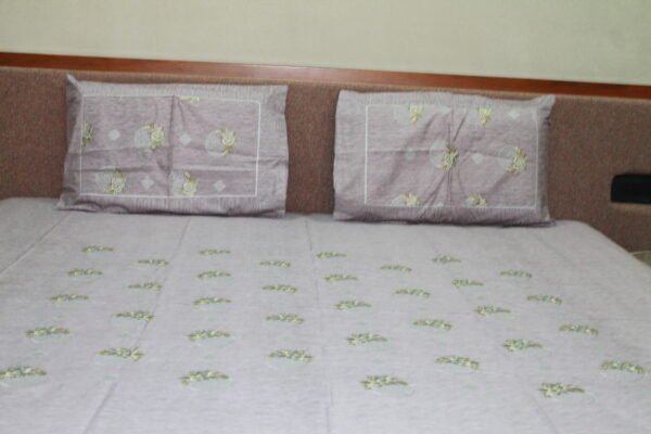 Soft Meadow Double Bedsheet Set - Image 2