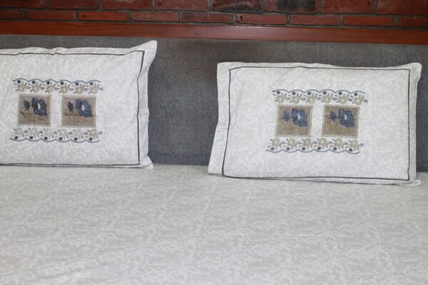 Vintage Garden Double Bedsheet Set - Image 11