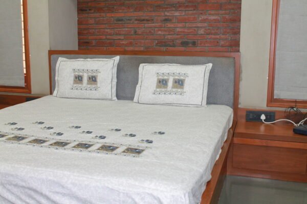 Vintage Garden Double Bedsheet Set - Image 14