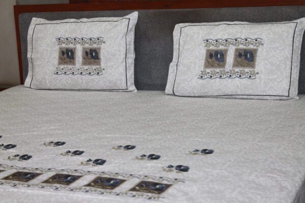Vintage Garden Double Bedsheet Set - Image 16