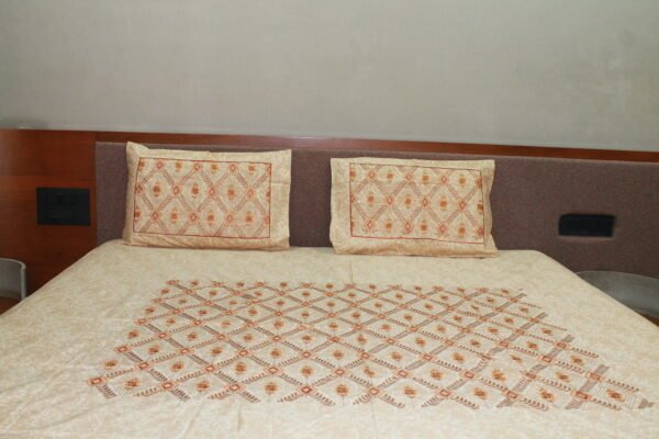 Woven Heritage Double Bedsheet Set