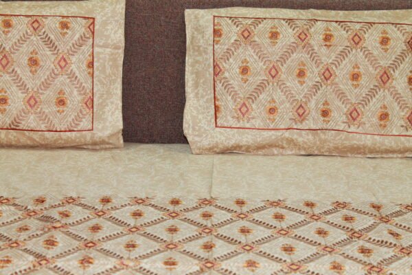 Woven Heritage Double Bedsheet Set - Image 8