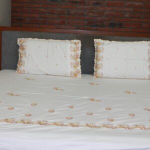 Delicate Fringe Double Bedsheet Set