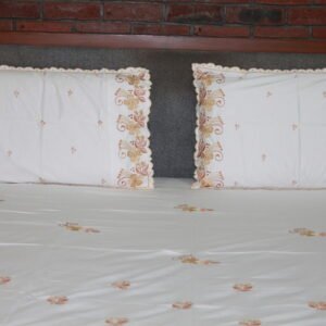 Delicate Fringe Double Bedsheet Set