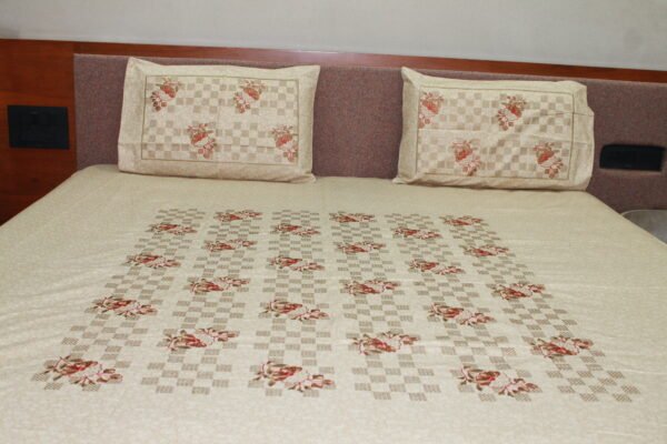 Floral Lattice Double Bedsheet Set