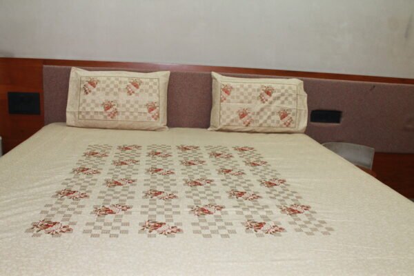 Floral Lattice Double Bedsheet Set - Image 5