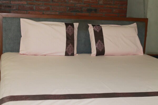 Regal Crest Border Double Bedsheet Set - Image 15