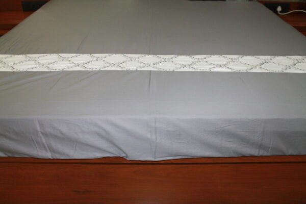 Diamond Trellis Border Double Bedsheet Set - Image 6