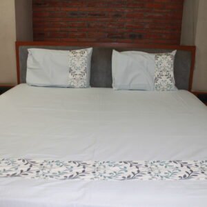 Aqua Vine Border Double Bedsheet Set
