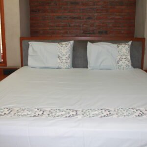 Aqua Vine Border Double Bedsheet Set