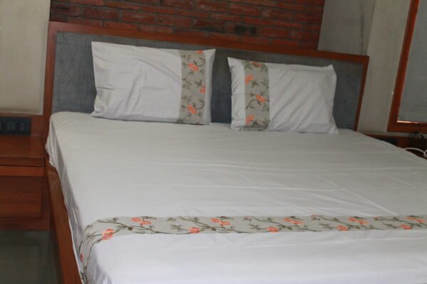 Coral Blossom Border Double Bedsheet Set - Image 15