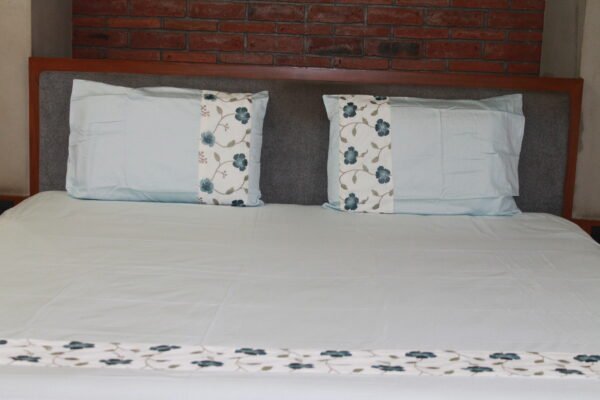 Blossom Breeze Bedsheet Set - Image 3