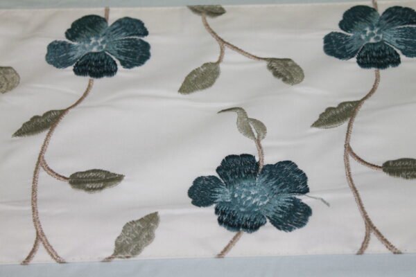 Blossom Breeze Bedsheet Set - Image 8