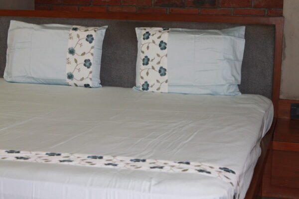 Blossom Breeze Bedsheet Set - Image 9