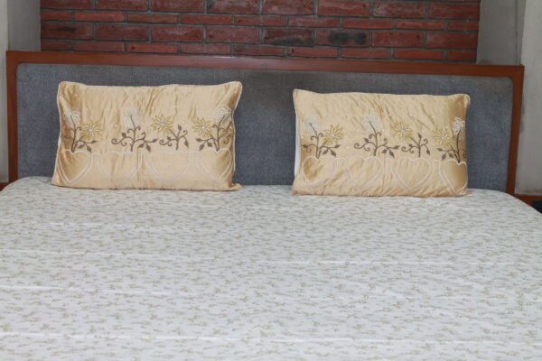 Floral Elegance Cotton Bedsheet Set - Image 2
