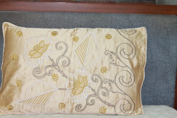 Golden Bloom Cotton Bedsheet Set - Image 5