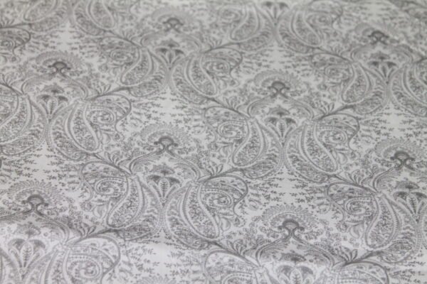 Serene Ivory Cotton Bedsheet Set - Image 5