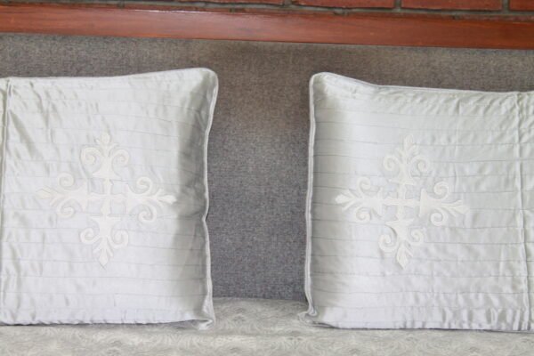 Serene Ivory Cotton Bedsheet Set - Image 7