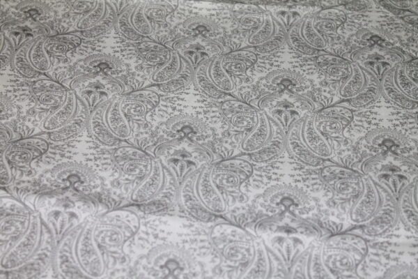 Serene Ivory Cotton Bedsheet Set - Image 8