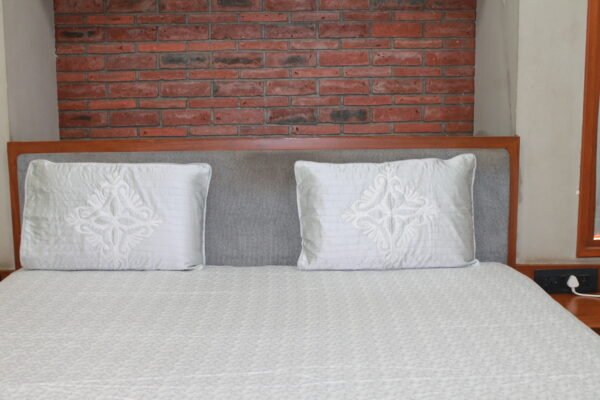 Serene Ivory Cotton Bedsheet Set - Image 13