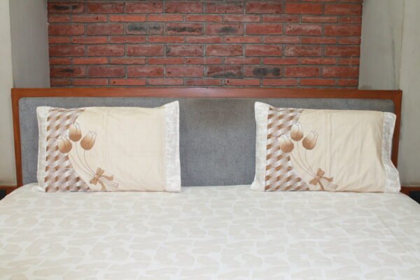 Tulip Whisper Cotton Bedsheet Set - Image 9